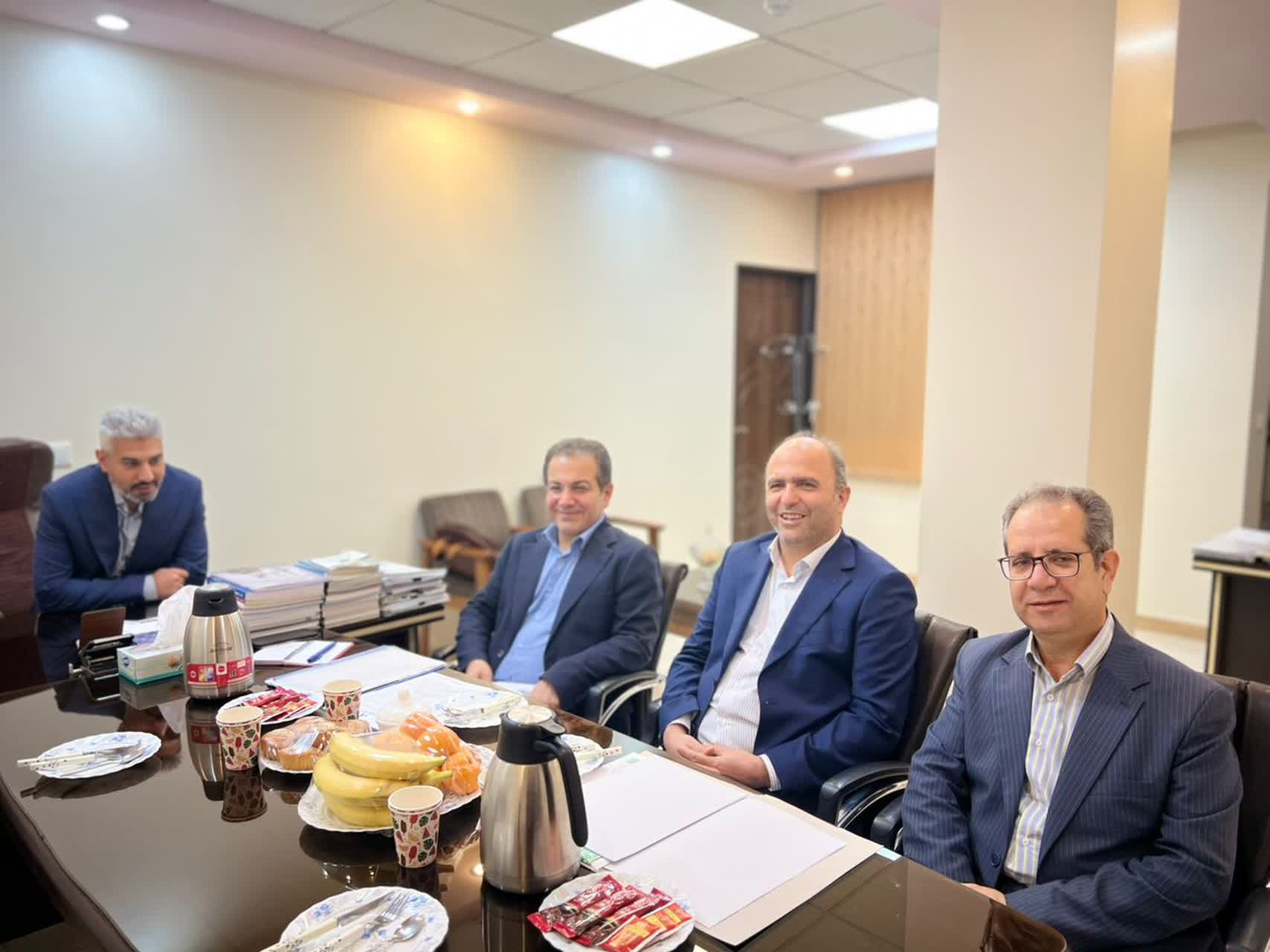 پیگیری مشکلات صنعتگران اصفهان در میز خدمت شرکت شهرک های صنعتی